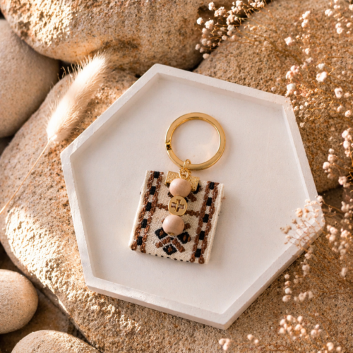 Μαρτυρικό βάπτισης μπρελόκ με χρυσό σταυρό και υφαντή τρέσα για κορίτσι και αγόρι